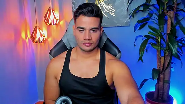 AndresR3 online show from November 16, 1:43 am