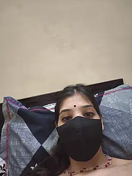 Snapshot of Princess_payal chatting on June 17, 12:04 pm Princess payal online show from June 17, 12:04 pm