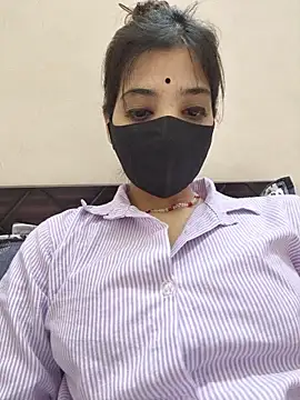 Snapshot of Princess_payal chatting on April 24, 1:18 am Princess payal online show from April 24, 1:18 am