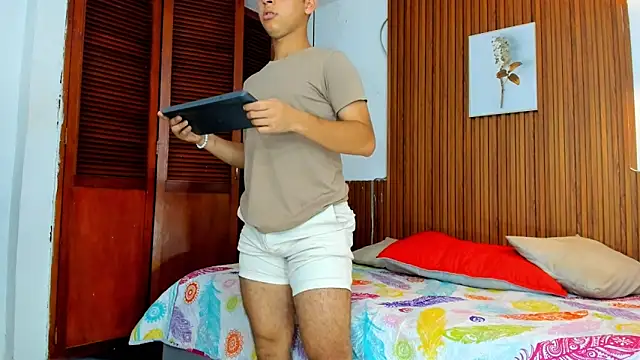 Snapshot of David_niet chatting on September 27, 6:36 pm David niet online show from September 27, 6:36 pm