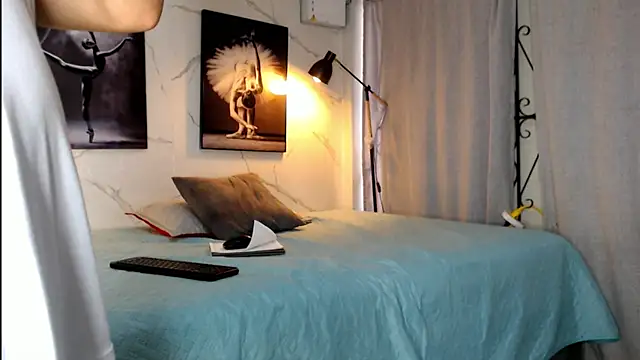 Snapshot of David_niet chatting on November 11, 5:52 pm David niet online show from November 11, 5:52 pm