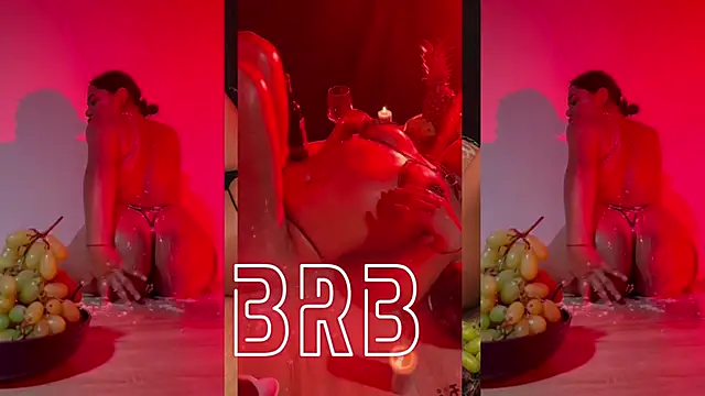 Issafoxx online show from April 18, 7:07 pm