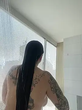 Claiborne Morris online show from February 12, 2:39 pm