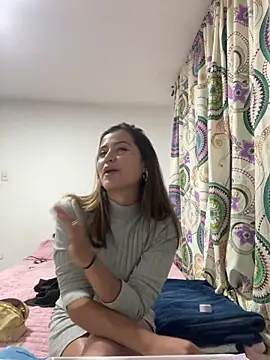 Snapshot of Ana__Pink chatting on October 24, 12:42 am Ana Pink online show from October 24, 12:42 am