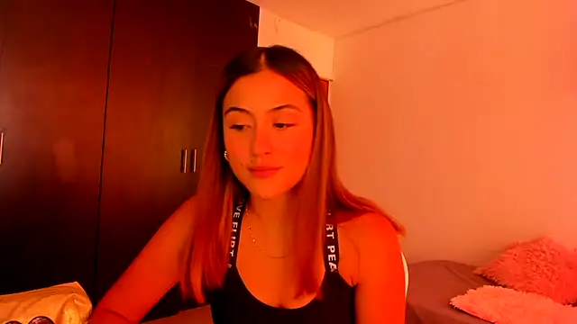 Ana  Pink online show from October 25, 7:47 pm