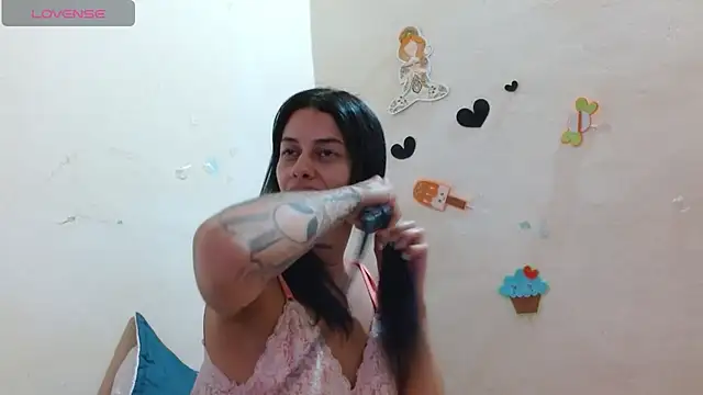 Akasha001 online show from November 14, 4:05 am