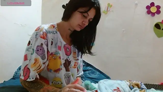 Akasha001 online show from November 21, 9:52 am