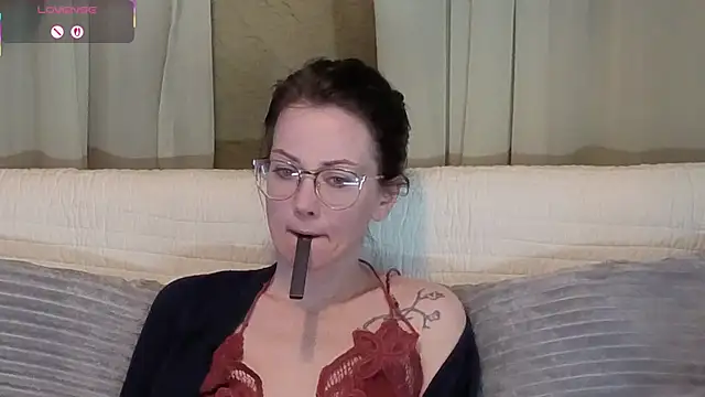 kohlbird online show from February 7, 4:09 am