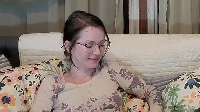 kohlbird online show from December 5, 4:22 am