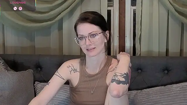 kohlbird online show from November 23, 12:42 am