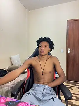 Snapshot of eunegrao chatting on October 29, 2:32 am eunegrao online show from October 29, 2:32 am