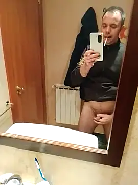 Snapshot of manchego85 chatting on November 9, 1:20 am manchego85 online show from November 9, 1:20 am