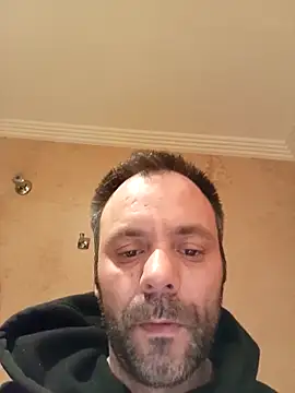 Snapshot of manchego85 chatting on November 30, 2:01 am manchego85 online show from November 30, 2:01 am