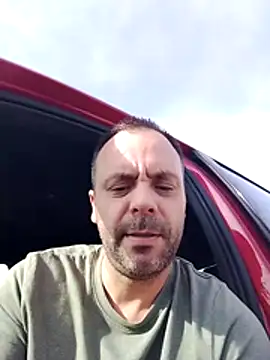 Snapshot of manchego85 chatting on November 1, 12:43 pm manchego85 online show from November 1, 12:43 pm