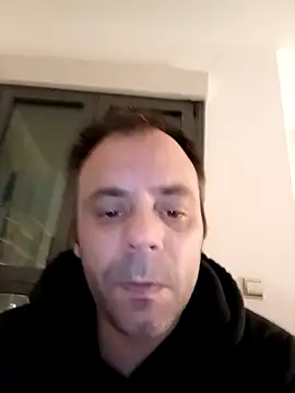 Snapshot of manchego85 chatting on December 4, 8:19 pm manchego85 online show from December 4, 8:19 pm