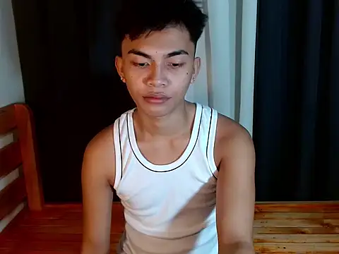 Snapshot of urguy_marco chatting on September 24, 11:06 am urguy marco online show from September 24, 11:06 am