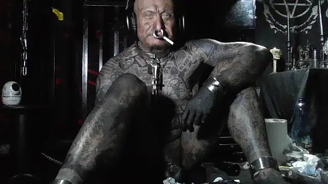 object857 online show from March 29, 3:02 pm