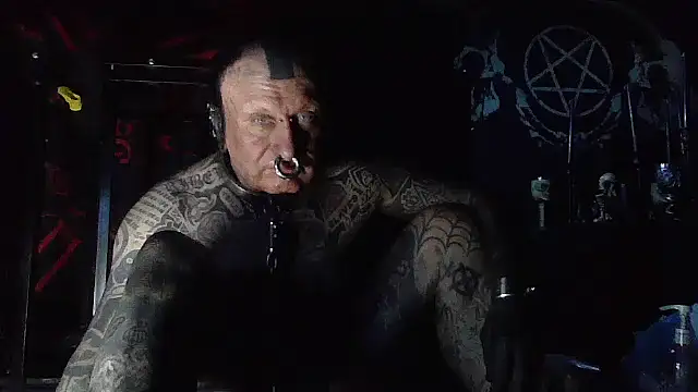 object857 online show from April 19, 7:16 pm