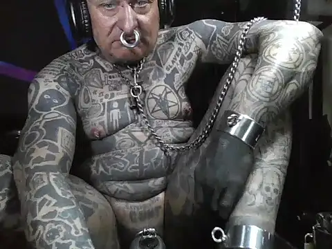 object857 online show from November 24, 11:49 pm