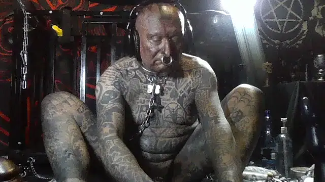 object857 online show from April 3, 9:32 pm