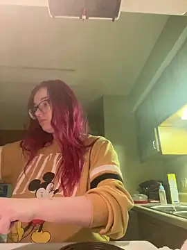 MommaBigTits24 online show from March 9, 4:27 am