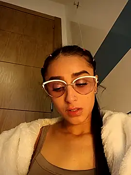 CandyFoxter  online show from January 9, 6:04 pm