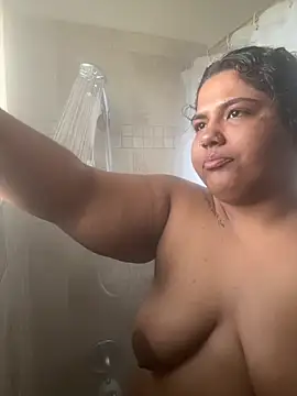 Snapshot of 1n0nlythroat chatting on November 27, 8:53 pm 1n0nlythroat online show from November 27, 8:53 pm