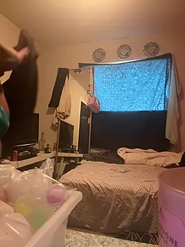 1n0nlythroat online show from January 17, 10:35 pm