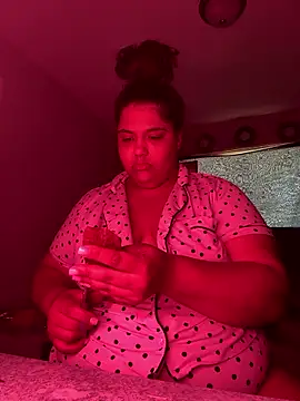 1n0nlythroat online show from January 12, 6:58 pm