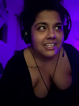 1n0nlythroat online show from January 17, 9:02 am