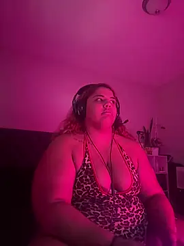 1n0nlythroat online show from April 28, 7:51 pm