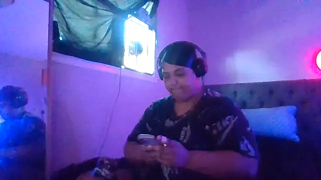 1n0nlythroat online show from June 28, 12:28 am