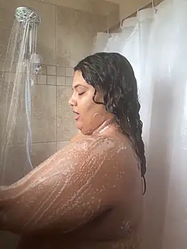 Snapshot of 1n0nlythroat chatting on February 7, 8:50 pm 1n0nlythroat online show from February 7, 8:50 pm