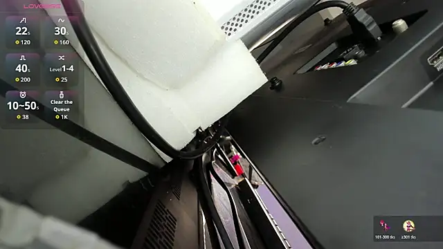 Snapshot of blue_wxw chatting on November 19, 4:56 am blue wxw online show from November 19, 4:56 am