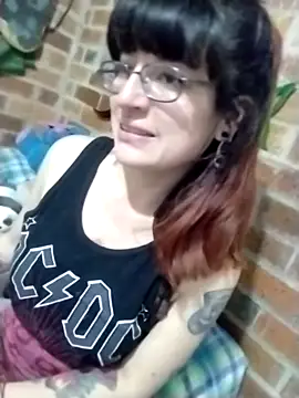  Alaskamisa online show from December 5, 4:00 am