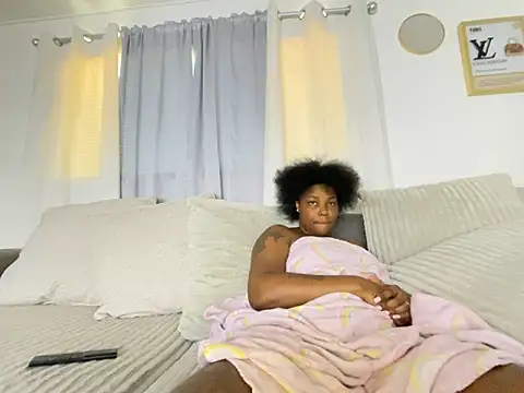 Bleuk online show from April 2, 6:03 pm