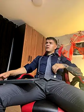 ALPHA DOMINUS  online show from October 23, 4:33 am