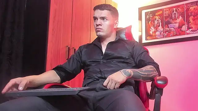 Snapshot of ALPHA_DOMINUS_ chatting on December 18, 5:12 am ALPHA DOMINUS online show from December 18, 5:12 am