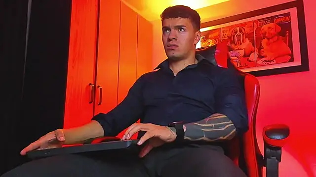 ALPHA DOMINUS  online show from December 1, 3:51 am