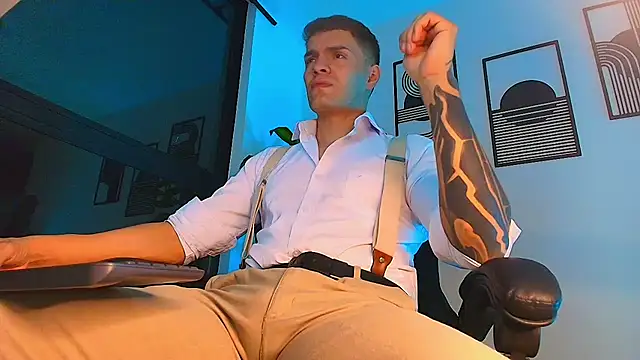 ALPHA DOMINUS  online show from July 8, 3:30 am