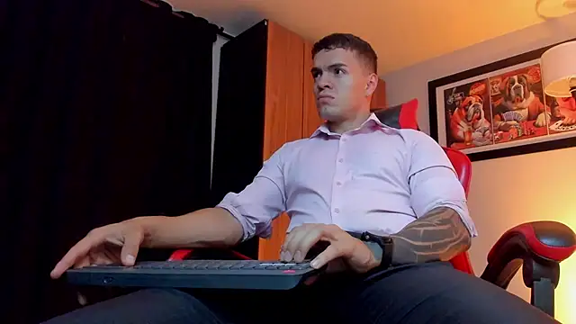 Snapshot of ALPHA_DOMINUS_ chatting on February 27, 4:23 am ALPHA DOMINUS online show from February 27, 4:23 am