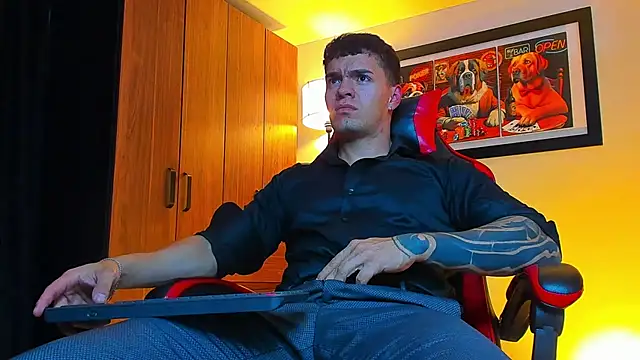 ALPHA DOMINUS  online show from November 18, 4:38 am