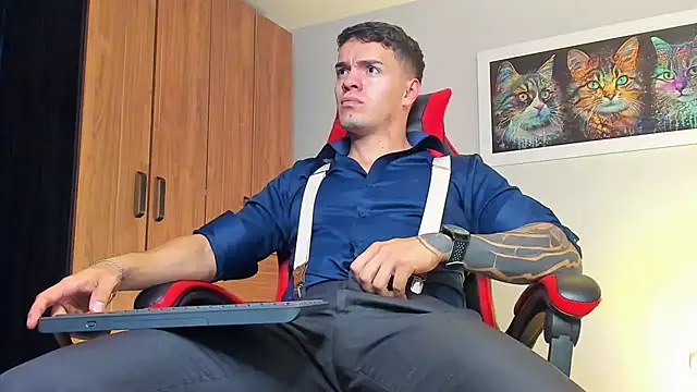 ALPHA DOMINUS  online show from November 11, 3:56 am