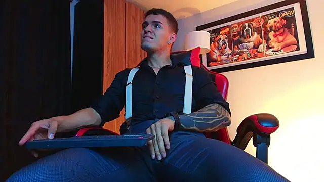 Snapshot of ALPHA_DOMINUS_ chatting on March 2, 4:13 am ALPHA DOMINUS online show from March 2, 4:13 am