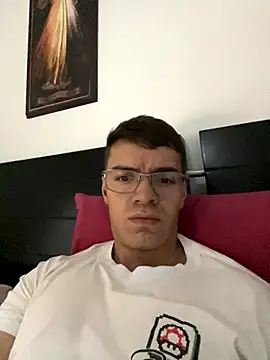 Snapshot of ALPHA_DOMINUS_ chatting on October 17, 10:22 pm ALPHA DOMINUS online show from October 17, 10:22 pm