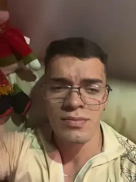 Snapshot of ALPHA_DOMINUS_ chatting on December 14, 12:50 am ALPHA DOMINUS online show from December 14, 12:50 am