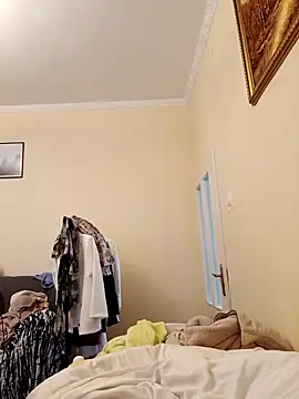 ShyPampBlondie online show from October 10, 1:34 pm