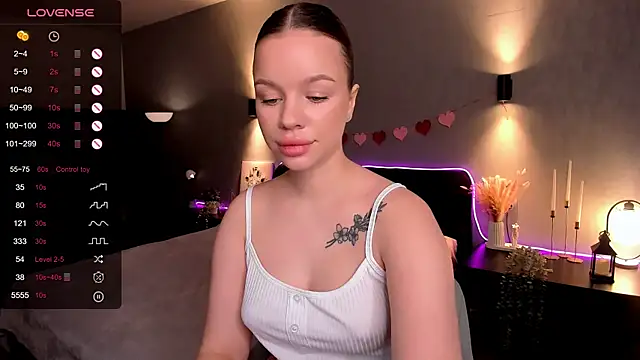 marydreams  online show from March 22, 7:43 am