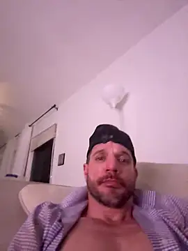 Snapshot of cloudsnfun chatting on July 10, 5:51 am cloudsnfun online show from July 10, 5:51 am