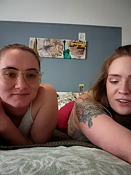 AndHerXO online show from January 15, 1:14 pm